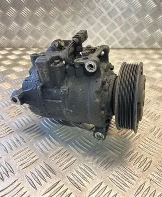 Audi Q7 4L Air conditioning (A/C) compressor (pump) 4G0260805B
