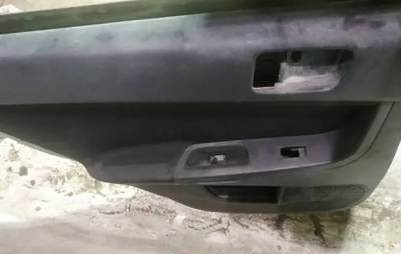 Mitsubishi Lancer X Rear door card panel trim