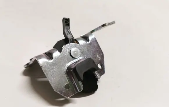 Mercedes-Benz E W212 Seat back rest lock catch A2049200572