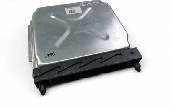 Volvo V70 Engine control unit/module ECU 30684877A