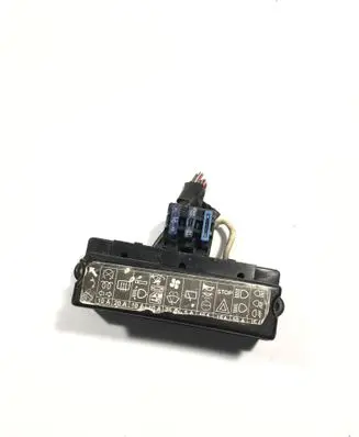 Nissan Patrol 260 Fuse module SJD3
