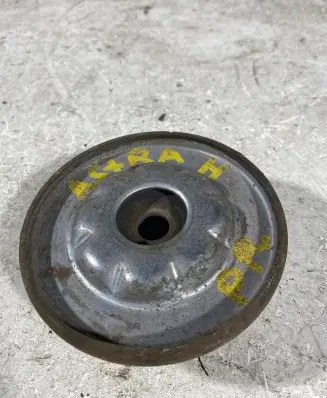 Opel Astra H Coil spring mount 