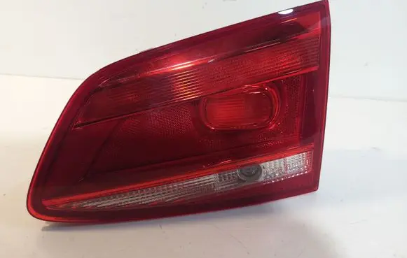 Volkswagen PASSAT B7 Tailgate rear/tail lights 3AF945094Q