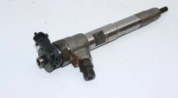 Mercedes-Benz A W177 Fuel injector 0445110800