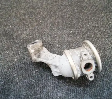 Audi A4 S4 B8 8K EGR valve 06E131102B