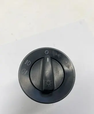 Volkswagen PASSAT B5 Light switch 3B0941531C K0774C
