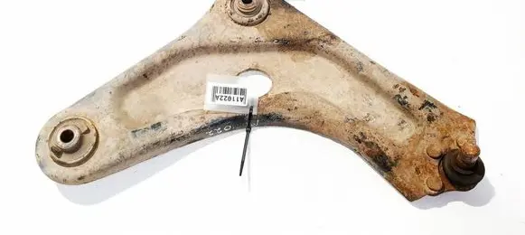 Peugeot 207 Front lower control arm/wishbone 