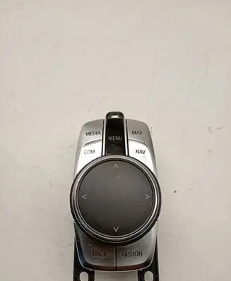 BMW 7 G11 G12 Head unit multimedia control 6829077