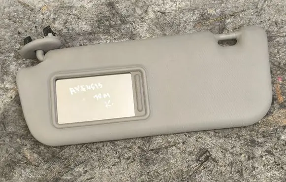 Toyota Avensis T270 Sun visor