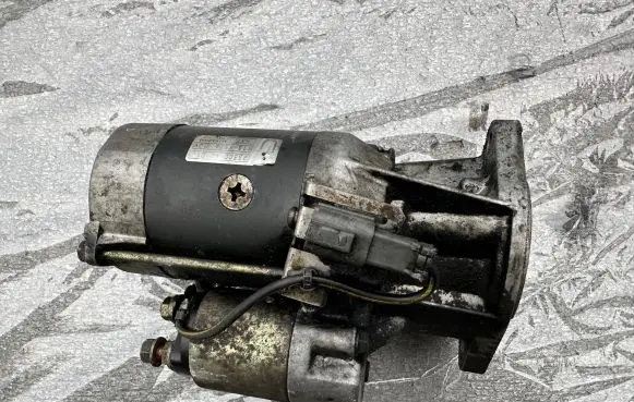 Nissan Patrol Y61 Starter motor 23300VC101 23300VC10A