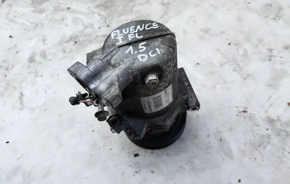 Renault Fluence Air conditioning (A/C) compressor (pump) 8201025121
