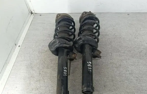 Volkswagen PASSAT B6 Front shock absorber/damper 335808