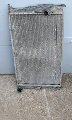 BMW 1 E81 E87 Coolant radiator 3052883 088390C 6068844
