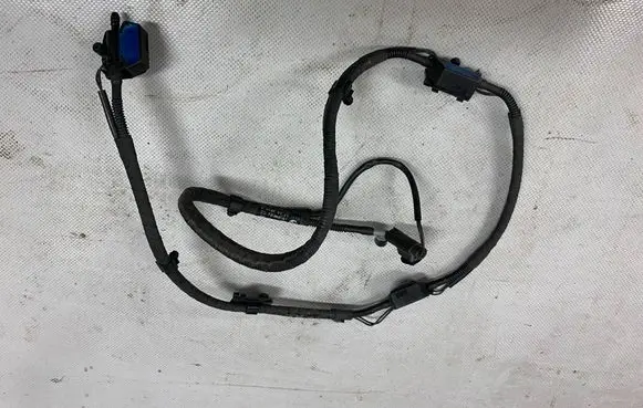 BMW X3 F25 Windshield washer spray nozzle 7213281 61667213281