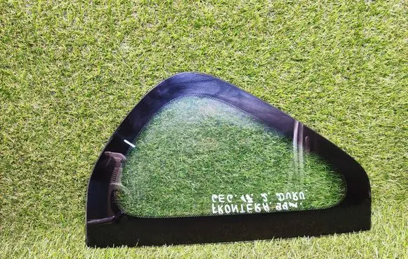 Opel Frontera B Rear side window 43R06711