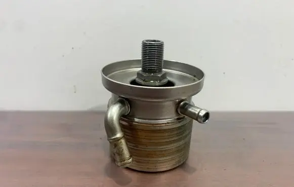 Subaru Outback (BT) Oil filter mounting bracket