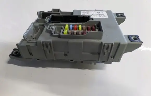 Fiat Doblo Fuse module 00519217570