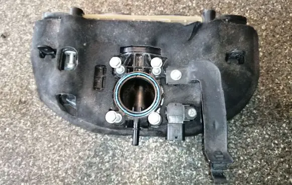 Buick Encore I Intake manifold 12683666