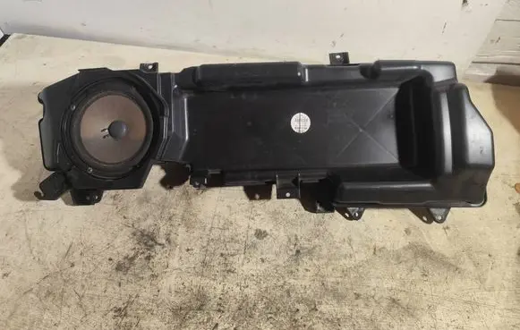 Audi A6 S6 C6 4F Front door speaker 4F0035381B 729724100205 AS411704