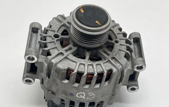 Audi Q3 F3 Generator/alternator 06K903026C 320067361 2722284C