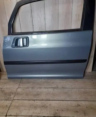 Peugeot 1007 Front door 