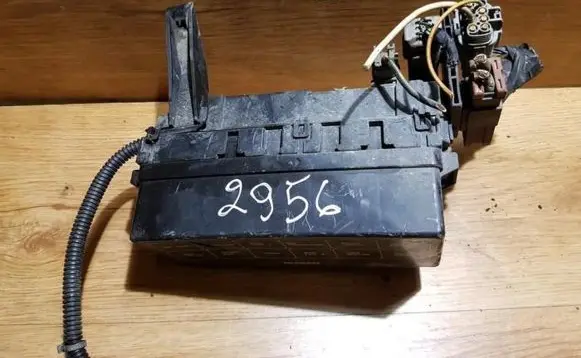 Nissan Primera Fuse box set
