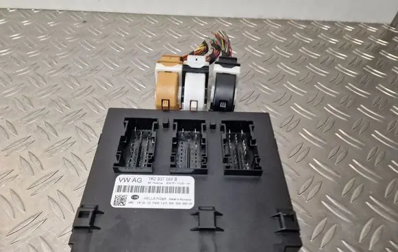 Volkswagen Golf Plus Comfort/convenience module 1K0937084B