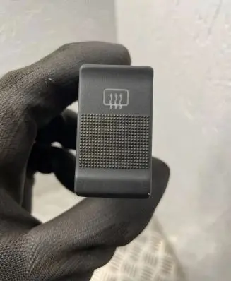 Windscreen/window heater switch