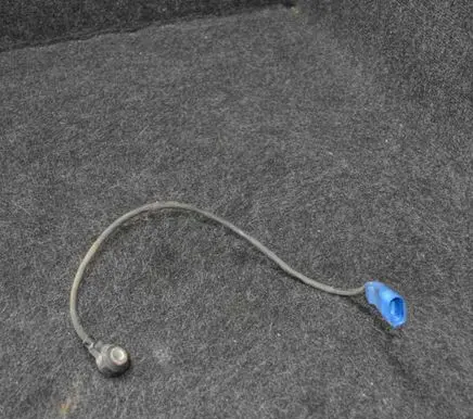 Audi A4 S4 B7 8E 8H Detonation knock sensor 06C905377