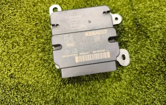 Renault Trafic III (X82) Airbag control unit/module 985106142R 93457849