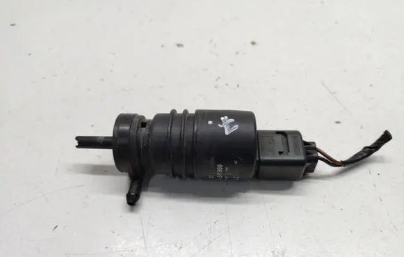 BMW 3 E46 Windscreen/windshield washer pump 8362154 008017