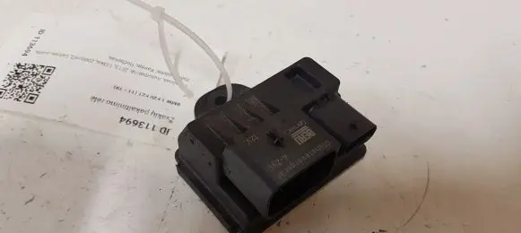 BMW 1 F20 F21 Glow plug pre-heat relay 857008702 0522120103