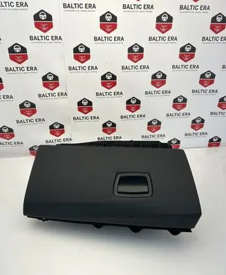 BMW 5 F10 F11 Glove box 9166683 112420 07971