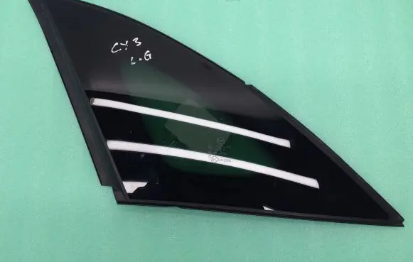 Mazda CX-3 Rear side window 43R005844 NSGM31Q8