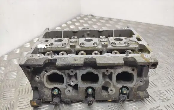 Volkswagen T-Roc Engine head 04C103404L CHZC