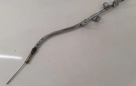 Toyota Avensis T270 Oil level dip stick 