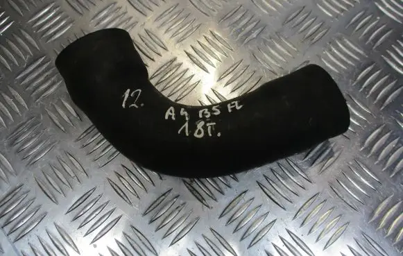 Audi A4 S4 B5 8D Engine coolant pipe/hose