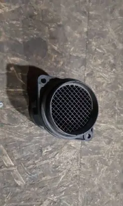 Volvo S40, V40 Mass air flow meter 7700114778