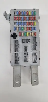 Hyundai Santa Fe Fuse module 919502B401