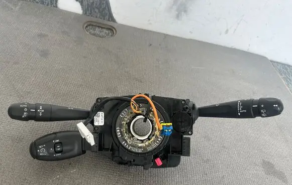 Peugeot 208 I Wiper turn signal indicator stalk/switch 98081769ZD 83076Z02 NE11032903
