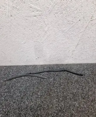 BMW X3 G01 Windshield/front glass wiper blade 7399011