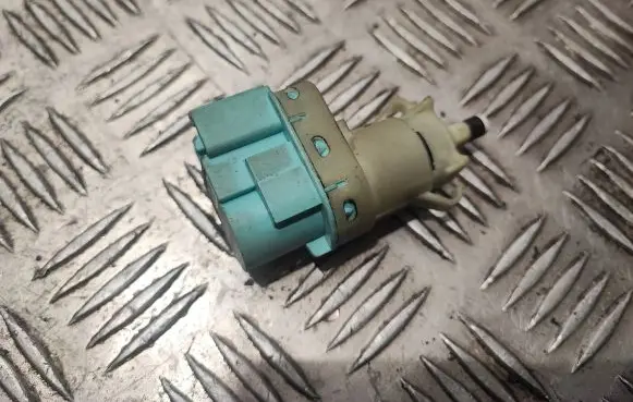 Ford Mustang VI Brake pedal sensor switch GL3T96854BA