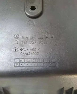 Volkswagen Touran I Glove box central console 1T1857921 06649000