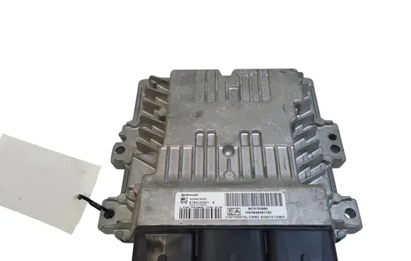 Peugeot 508 Engine control unit/module 9676760880 S180123001