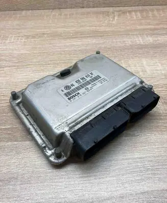 Volkswagen Golf IV Engine control unit/module ECU 038906019DF 0281010497 A06