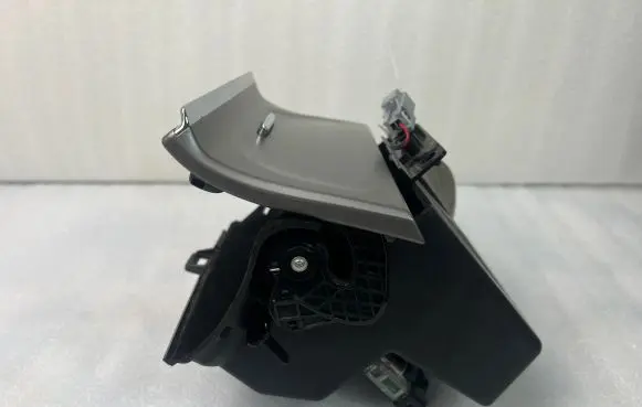 Jeep Grand Cherokee Glove box central console X90029100AN