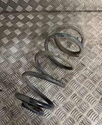 KIA Sorento Front coil spring 
