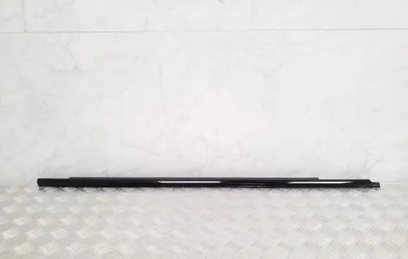 Mercedes-Benz GLA H247 Front door glass trim molding A2477257400