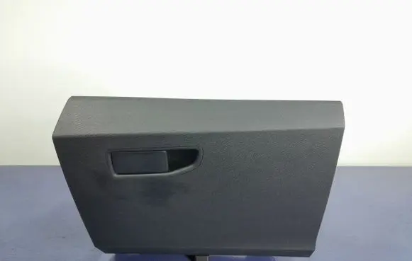 Peugeot 5008 Glove box