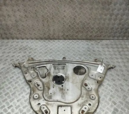 BMW 5 F10 F11 Engine splash shield/under tray 6782618 6777727